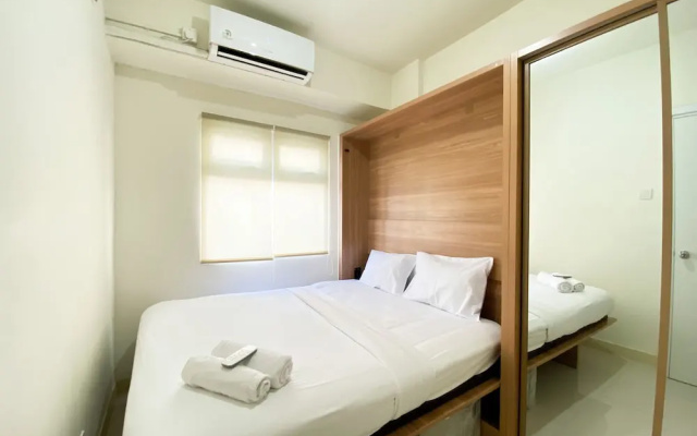 Comfort And Strategic 2Br At Green Pramuka City Apartment