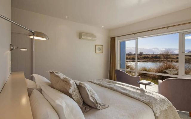 Matuka Luxury Lodge