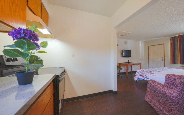 Budget Inn Gladstone By OYO - Portland/Clackamas