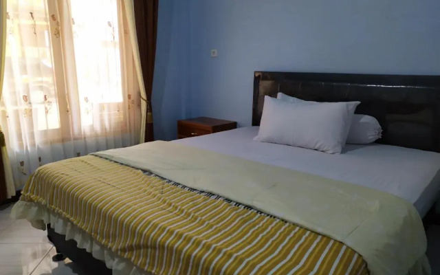 Hotel Tubalong Taliwang Syariah