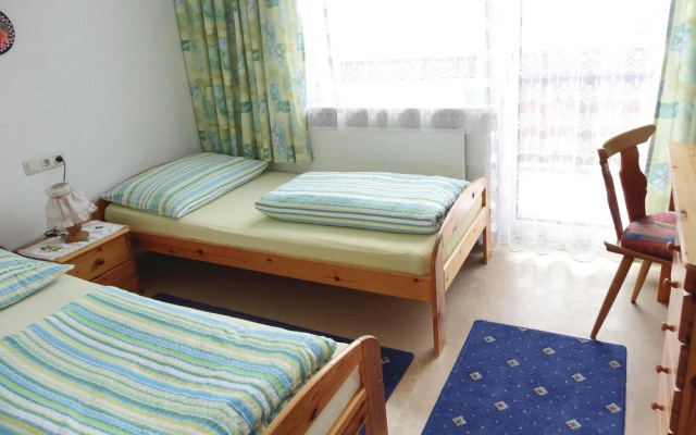 Stunning Apartment in Holzgau With 7 Bedrooms and Wifi