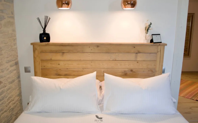 Plume Suites