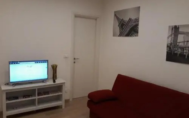 Alysia Apartment