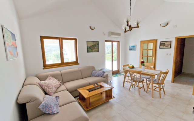 Apartment Ina