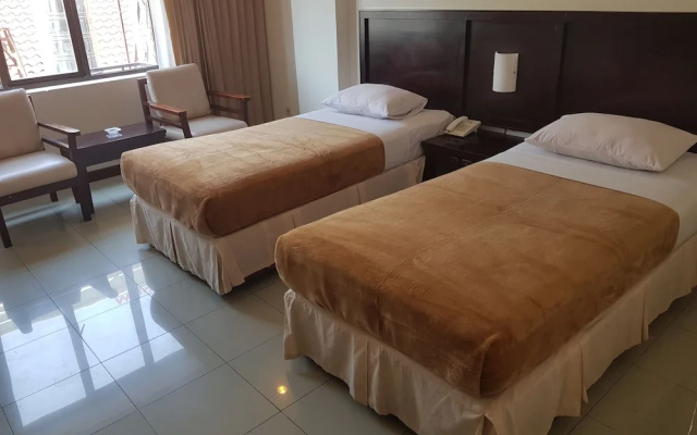 Grand Wisata