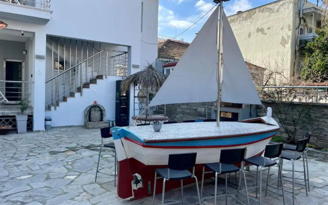 Waterfront studio Nea Iraklitsa