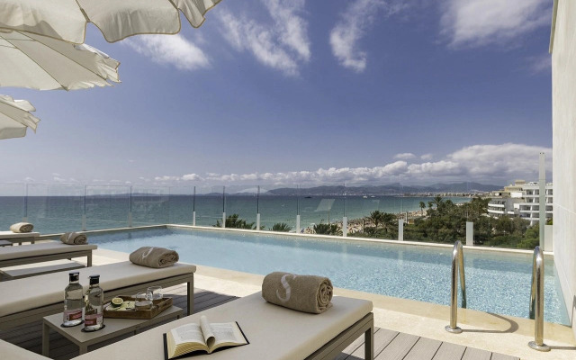 Pure Salt Residences