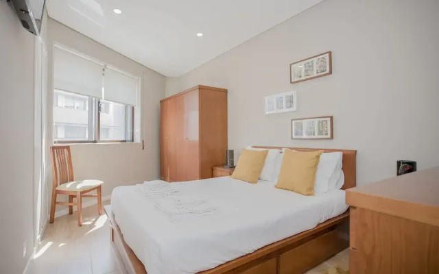 Liiiving - Terrace Downtown Apartment