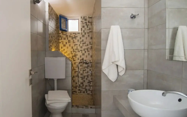 Evgenia Rooms