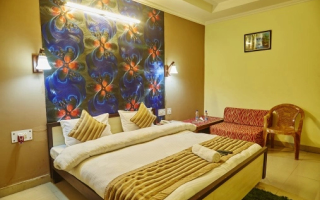 OYO Premium Chi Greater Noida