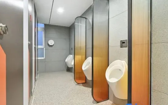 Zhuxiaoding Hotel (Beijing Fengtai Railway Station Niwa Subway Station Branch)