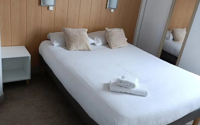 Fasthôtel Clermont Ferrand Hôtel