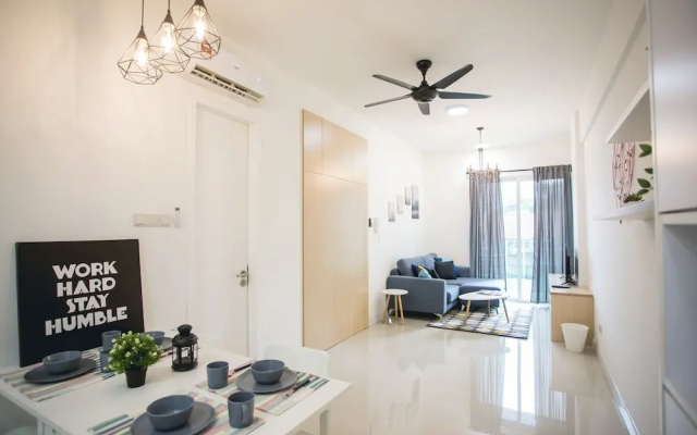 Suria North Kiara 52Hz Homestay