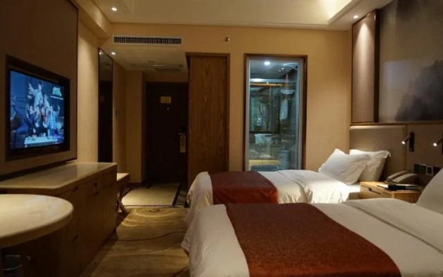 Hualian Hotel