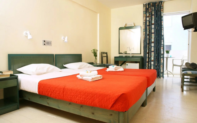Evelyn Beach Hotel