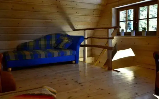 Domek drewniany w górach