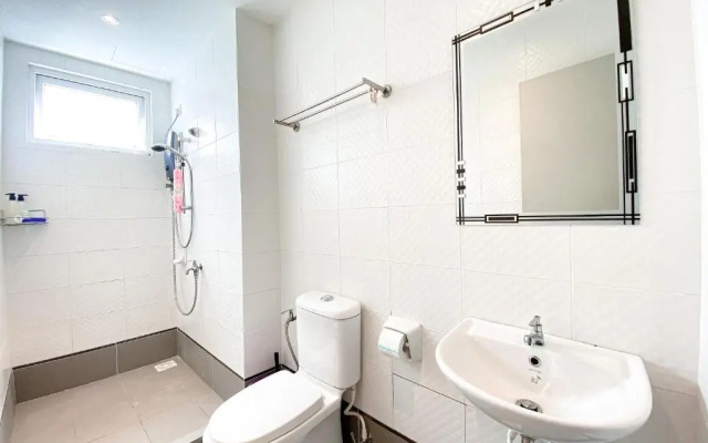 Seasons Luxury Apartment By Jk Home