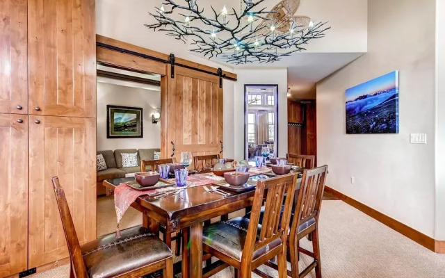 Luxury 3 Bedroom Ski in, Ski out One Ski Hill Residence Located at the Base of Peak 8 with Hot Tub Access