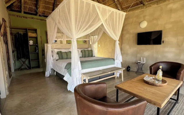 LookOut Safari Lodge
