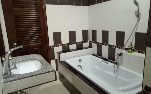 Banana Place Resort