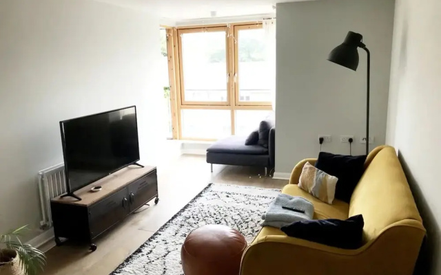 Cheerful 1 Bedroom Apartment in Camden