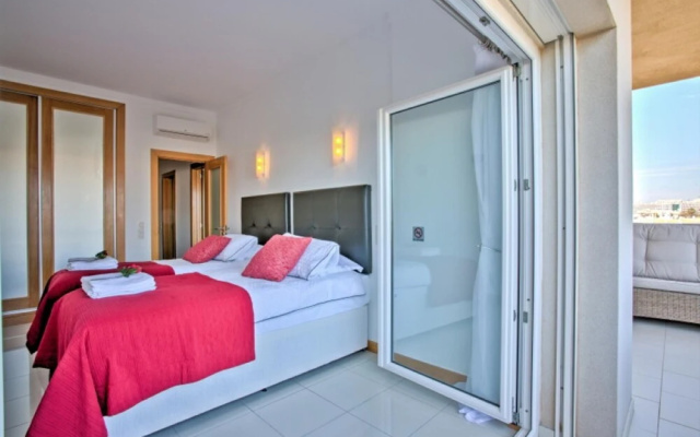 Inviting 1-bed Beach Apartment in Albufeira