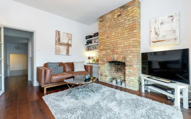 Vauxhall Park Views - 2 Bed Flat by BaseToGo