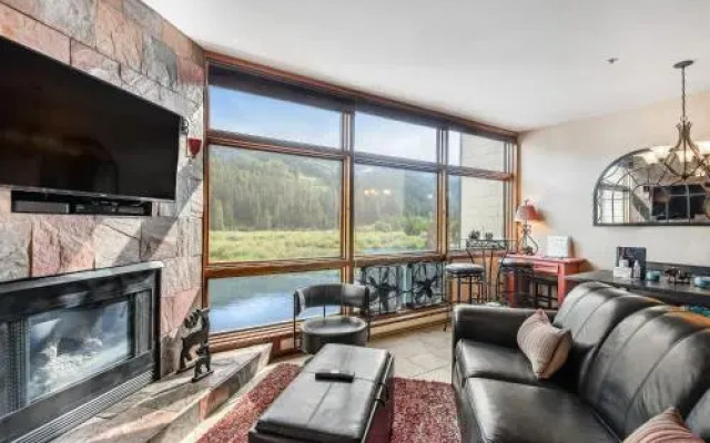 River Bank Lodge 2914