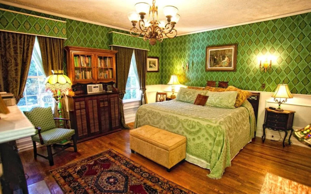 Melange Bed & Breakfast