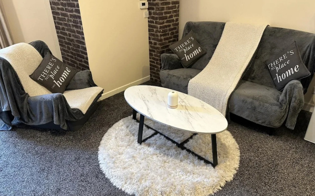 Central Glasgow Apt - Sleeps 2 & Freeparking