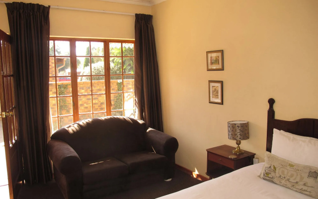 Aero Guest Lodge
