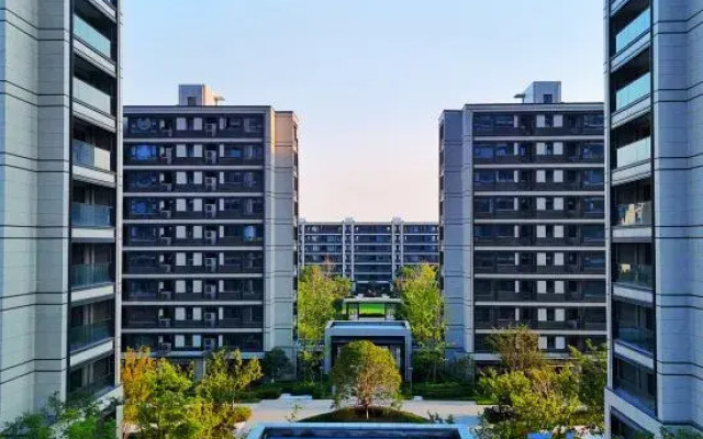 Haining Yanguan Ancient City · Mofan Yun She