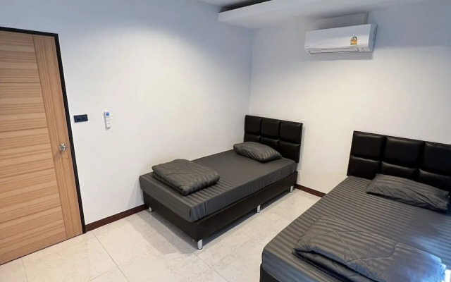 Noc House