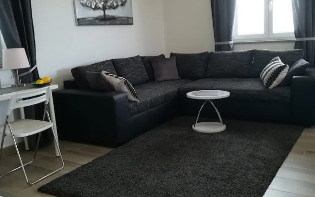 Apartment Villa Bijele Stijene
