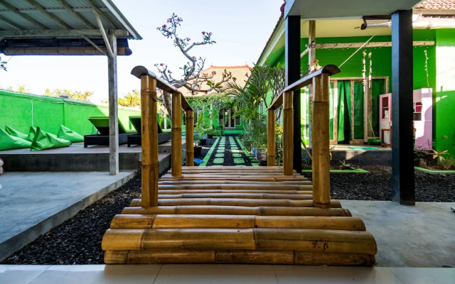 The Green Groves Hostel