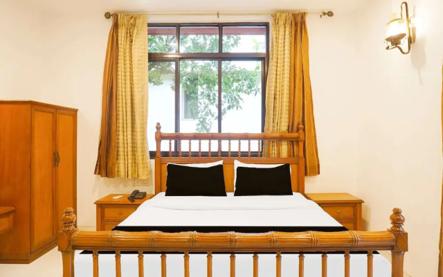 Super Townhouse Oak Prabhat Road