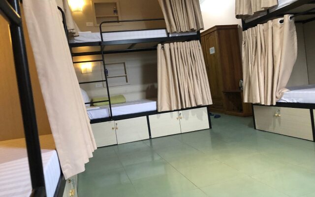 Thong Nhat 2 Hotel