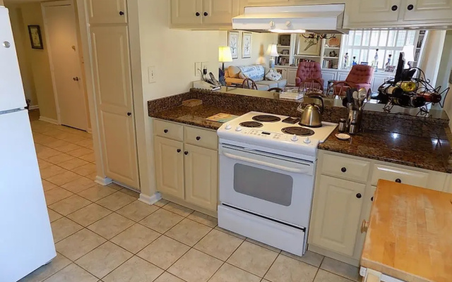Ppv A 1 3 Br Condo