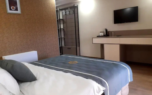 Отель DADIANI Inn