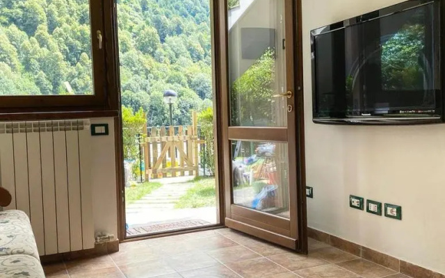 Appartamento con Giardino e Vista sulla Valmalenco