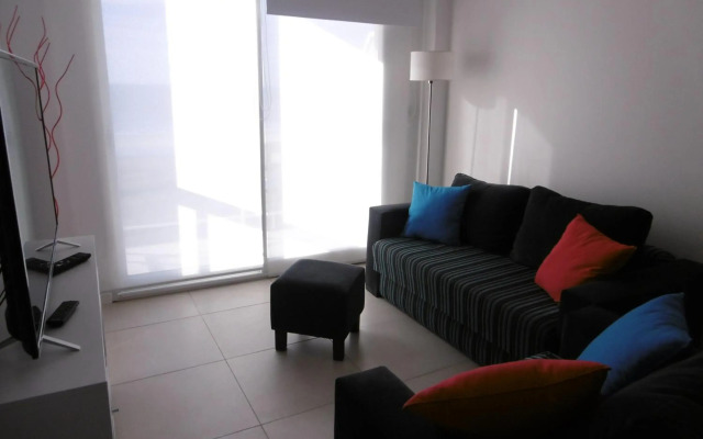 DEPTOS VIP en EDIFICIO FRENTE AL MAR-ZONA CONSTITUCION