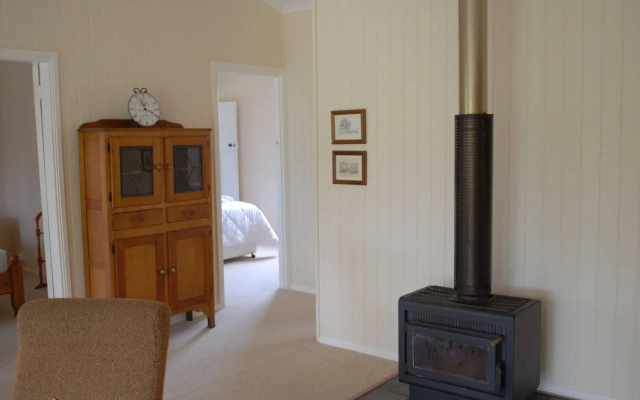 Twisted Gum Cottage