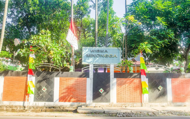 Wisma Minongga by OYO Rooms