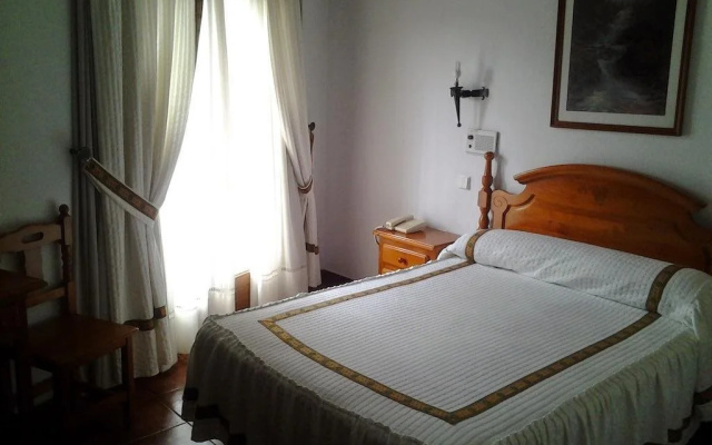 Hotel Ruiz