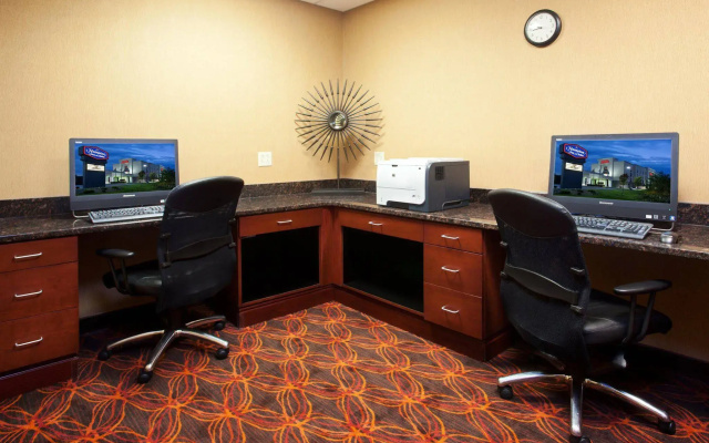 Hampton Inn & Suites Grove City
