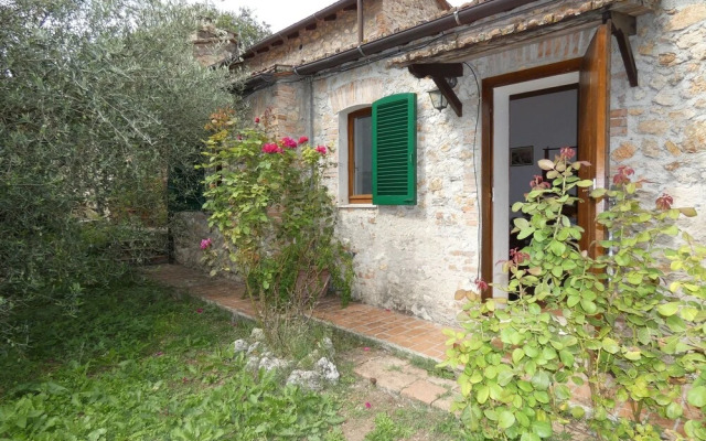 Scappo In Umbria, In the Convent