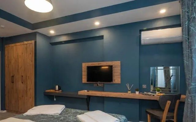 Hazal Otel