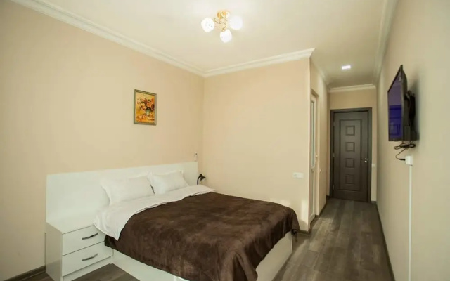 Ninth Floor Hotel