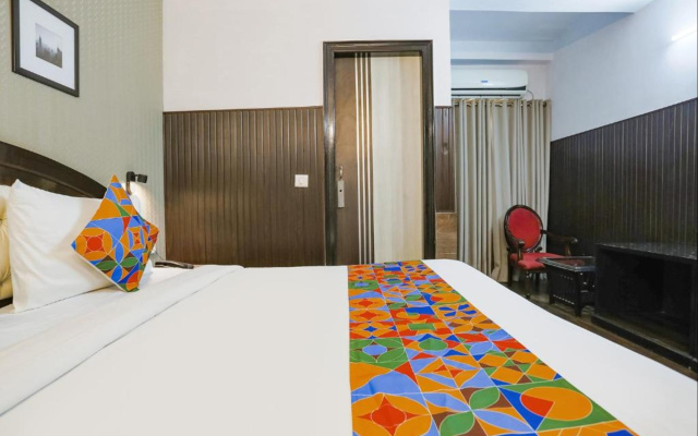 FabHotel Veetara
