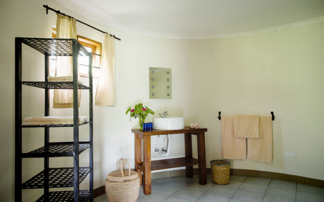 Mount Meru Game Lodge